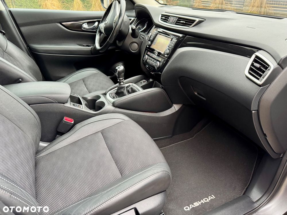 Nissan Qashqai 1.6 DIG-T TEKNA+ - 31