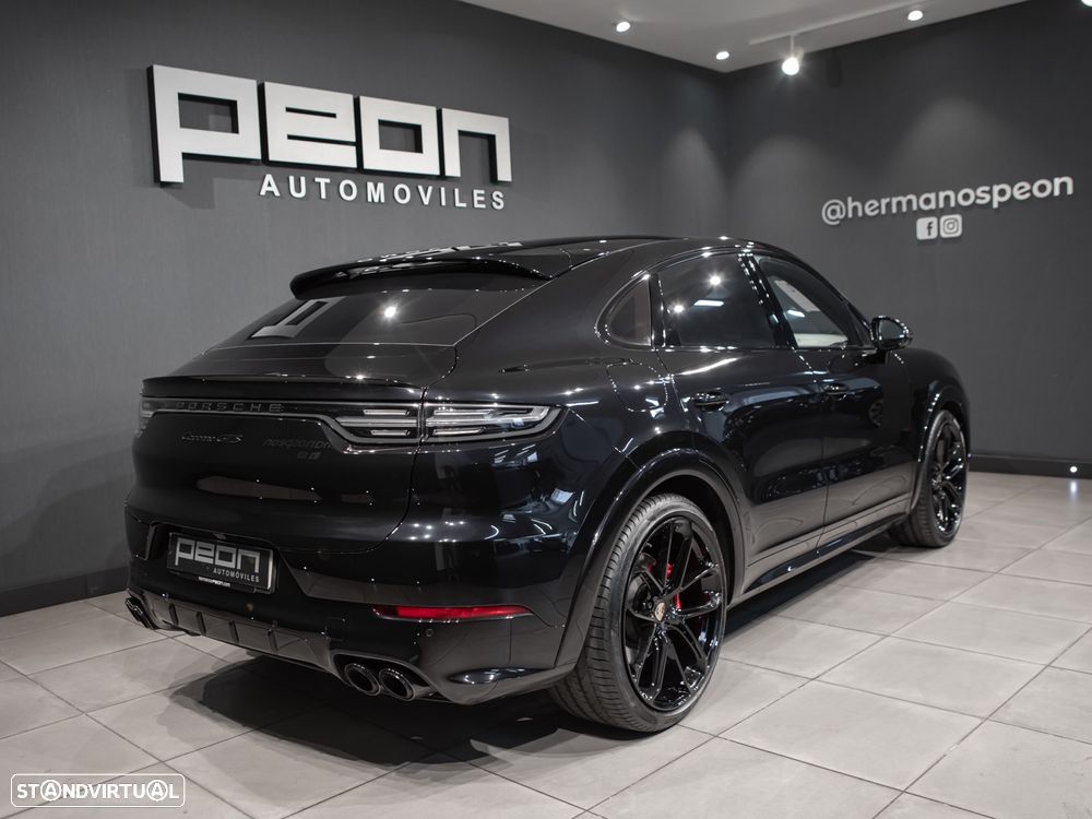 Porsche Cayenne Coupé GTS - 19