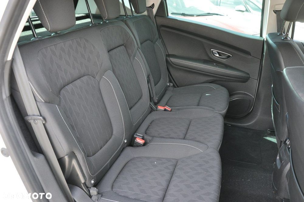 Renault Scenic TCe 140 GPF EDC LIMITED - 11