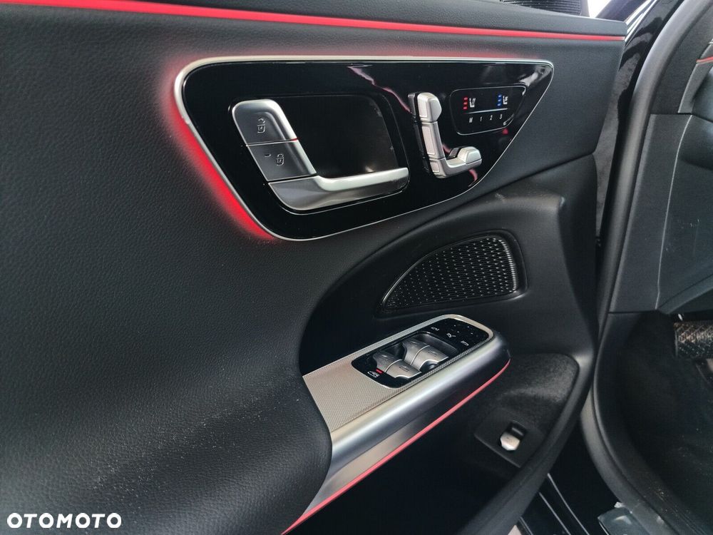 Mercedes-Benz Klasa E - 26