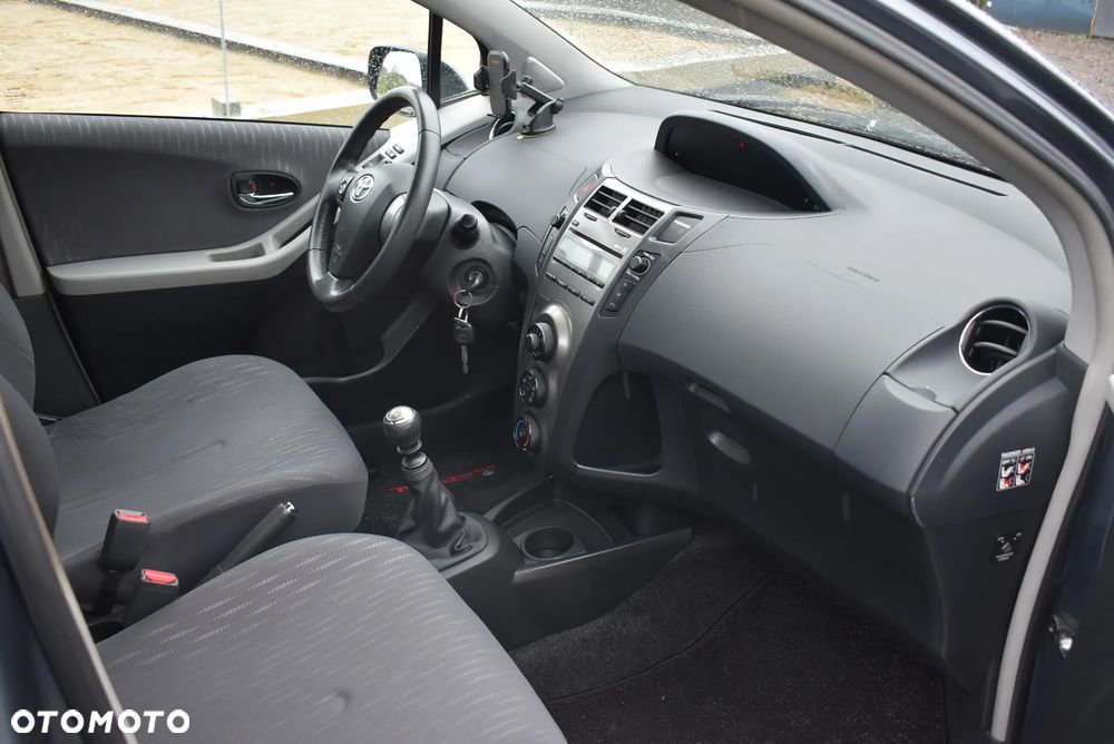 Toyota Yaris 1.33 VVT-i Life - 24