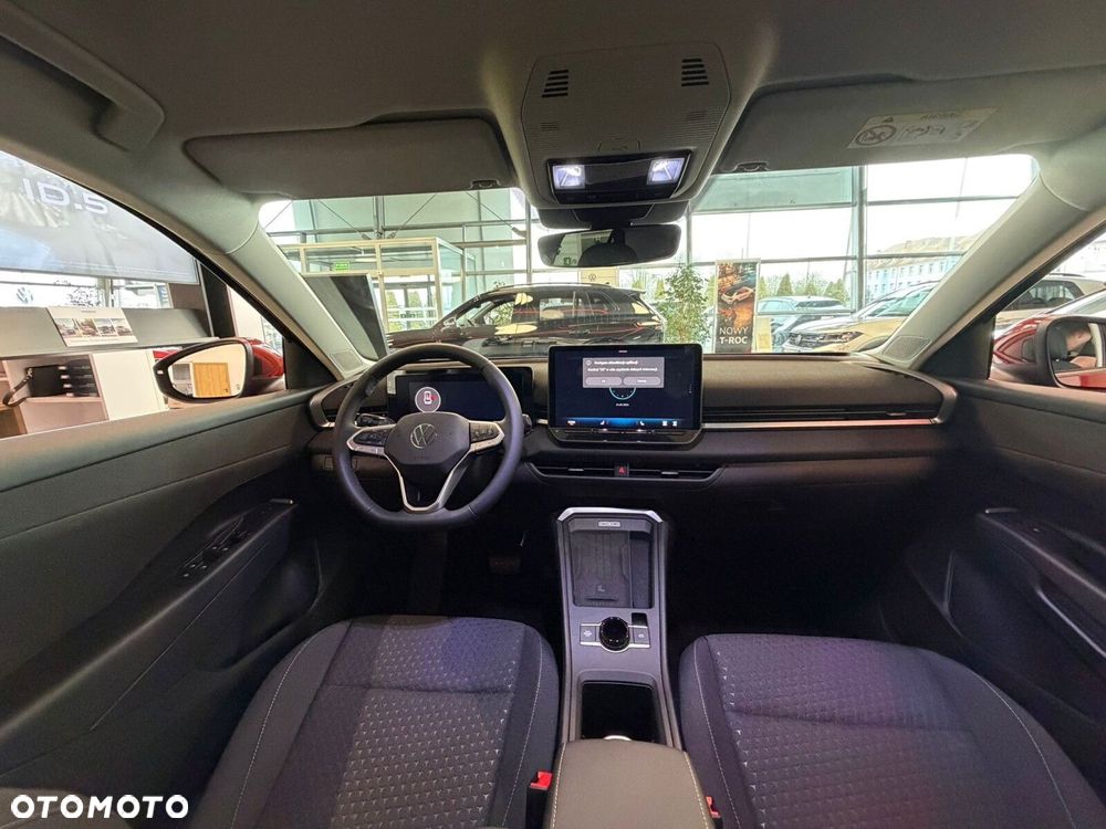 Volkswagen T-Roc - 5