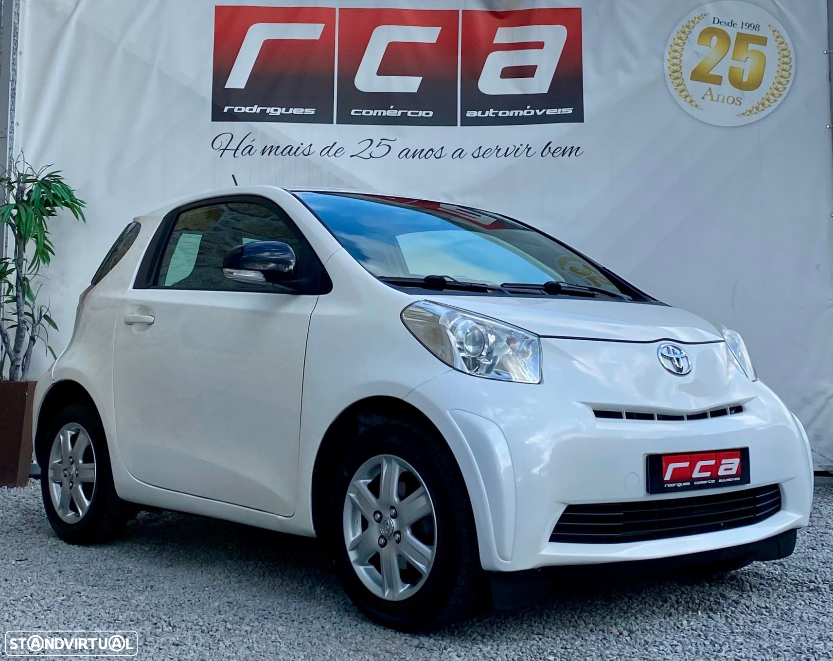 Toyota iQ 1.4 D-4D 2 NAVI+Bluetooth - 18