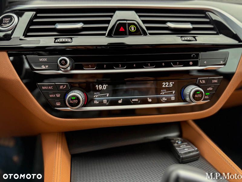 BMW Seria 5 520d M Sport Edition - 35