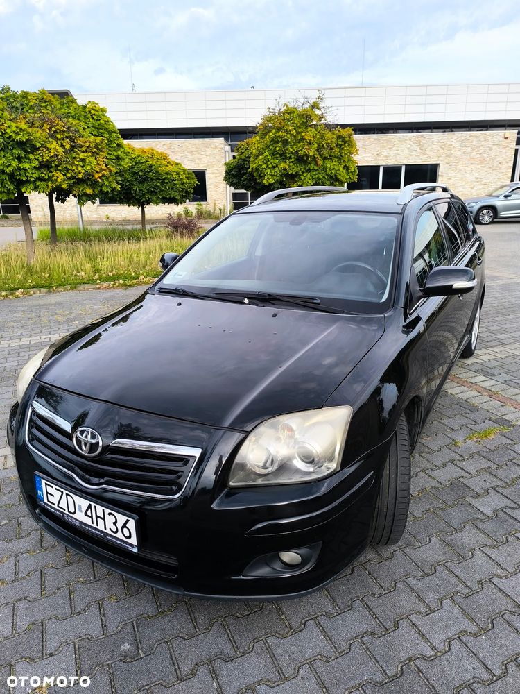 Toyota Avensis 2.0 D-4D - 4