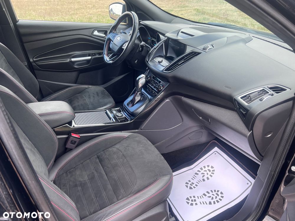 Ford Kuga 2.0 TDCi AWD ST-Line - 25