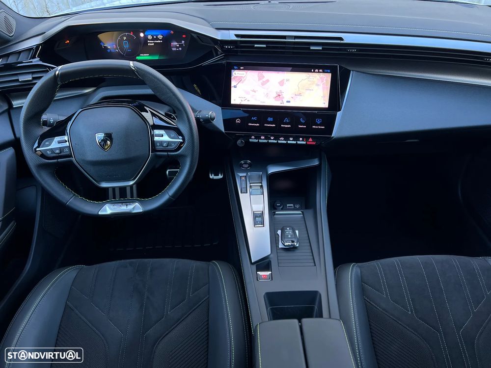 Peugeot 308 SW 1.6 Hybrid GT e-EAT8 - 28