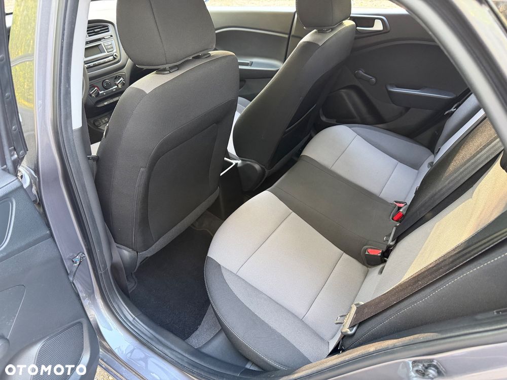 Hyundai i20 1.2 - 15