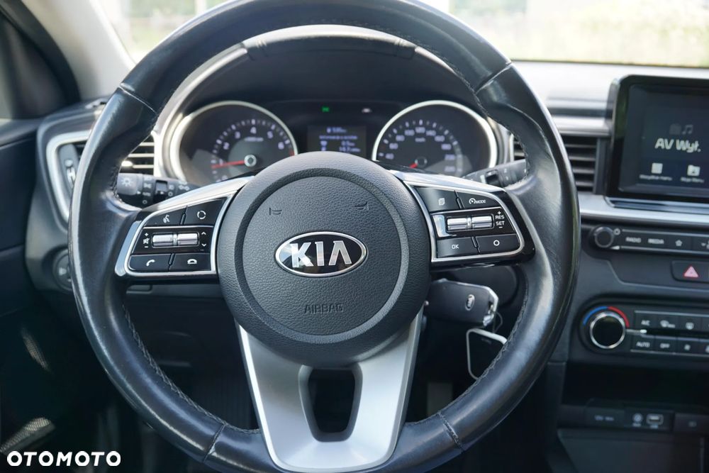 Kia Ceed 1.4 M - 10