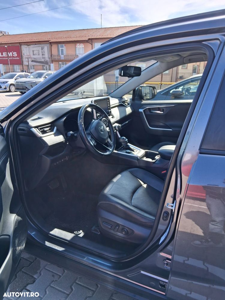 Toyota RAV4 2.5 VVT-iE 4x4 Luxury - 8