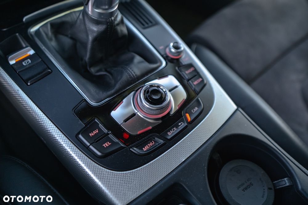 Audi A4 Avant - 26