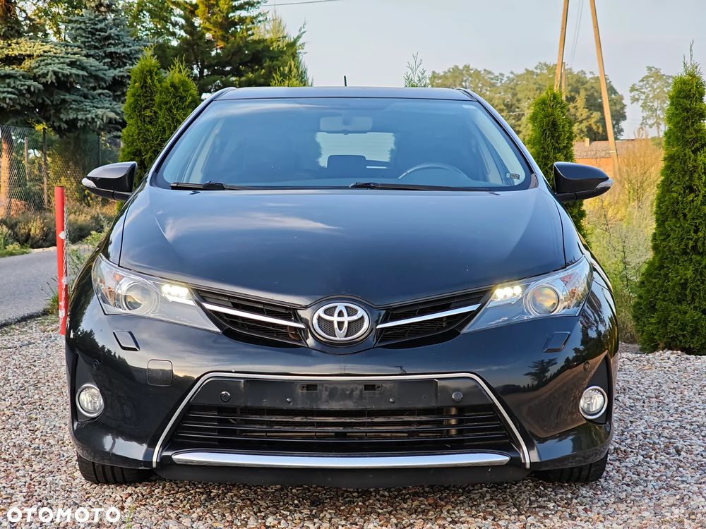 Toyota Auris 1.6 Sol - 2