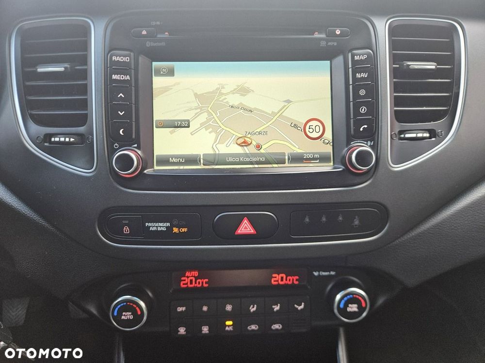 Kia Carens 1.6 GDI Dream-Team Edition - 30
