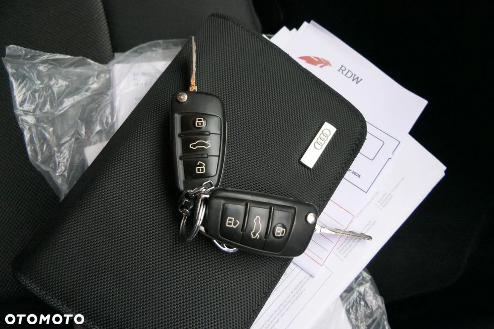 Audi A3 Limousine 1.6 TDI S tronic design - 16