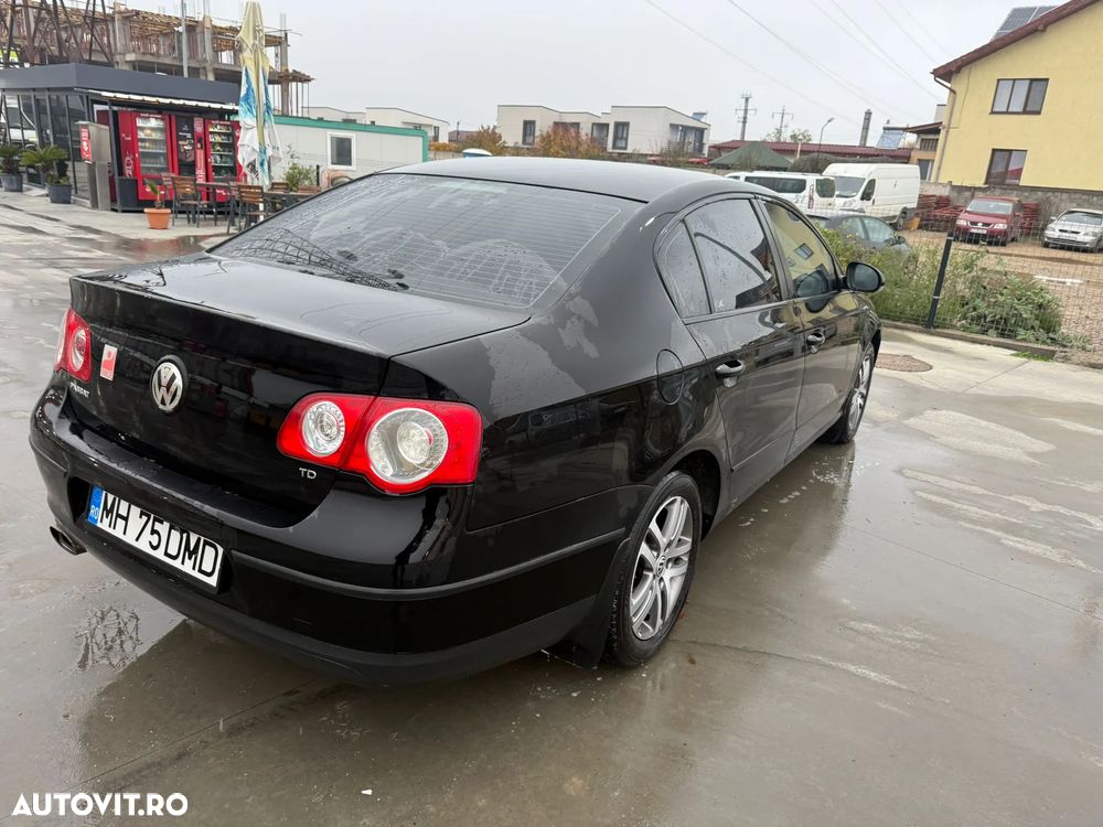 Volkswagen Passat 1.9TDI Highline - 6