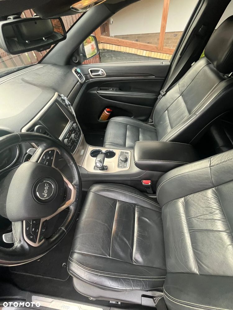 Jeep Grand Cherokee - 10