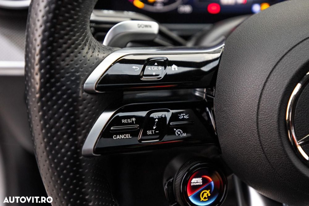 Mercedes-Benz C - 21