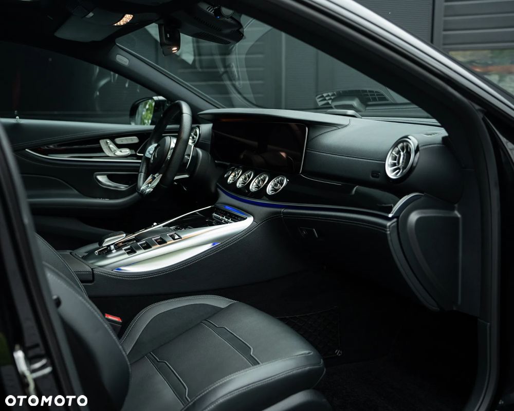 Mercedes-Benz AMG GT 43 4-Matic+ - 16