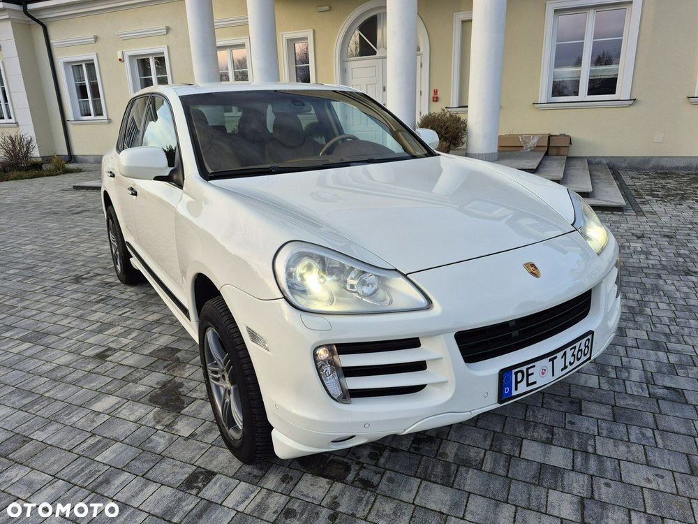 Porsche Cayenne - 7