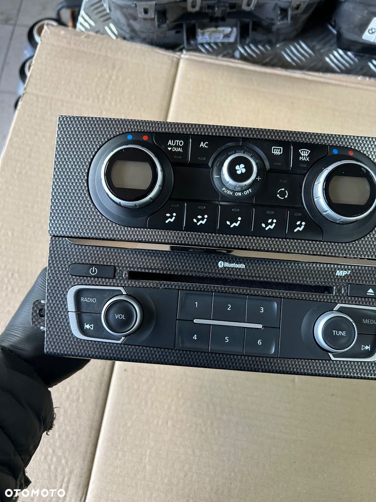 Renault Koleos I lift radio 281155640R - 3