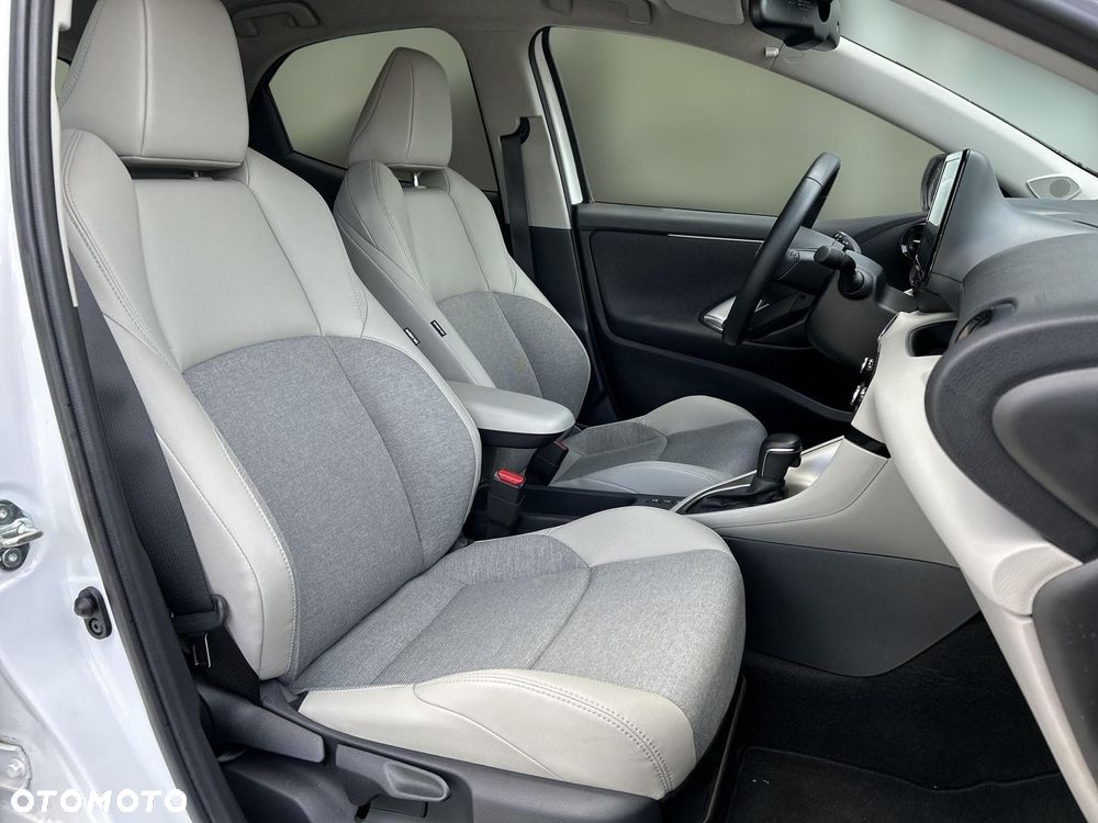 Toyota Yaris - 9