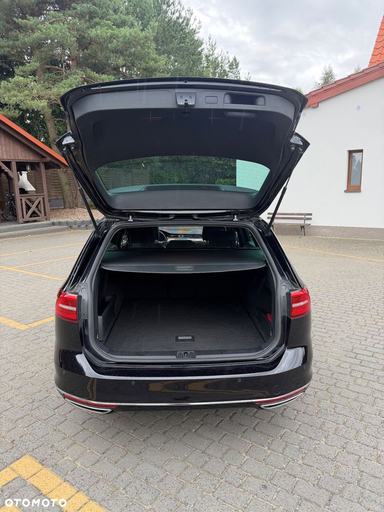 Volkswagen Passat 2.0 TDI Bi-Turbo BMT 4Mot Highline DSG - 32