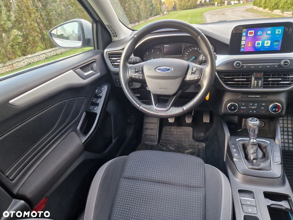 Ford Focus 1.5 TDCi SYNC Edition - 11
