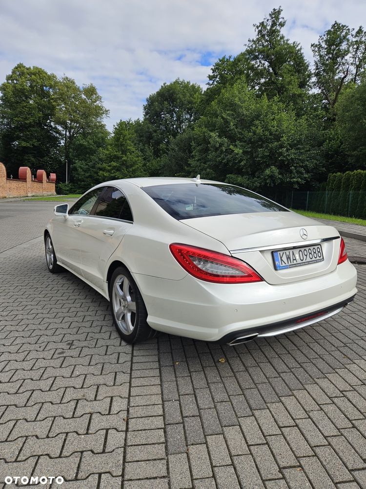 Mercedes-Benz CLS 350 CDI 4-Matic BlueEff - 2