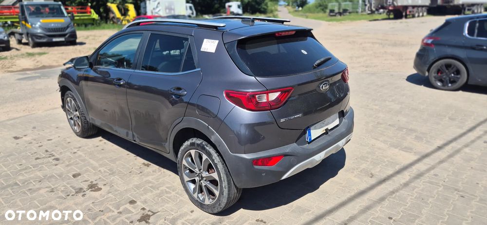 Kia Stonic 1.6 CRDi Vision - 11