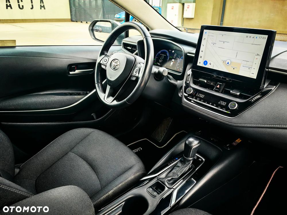 Toyota Corolla 1.8 Hybrid Comfort - 17