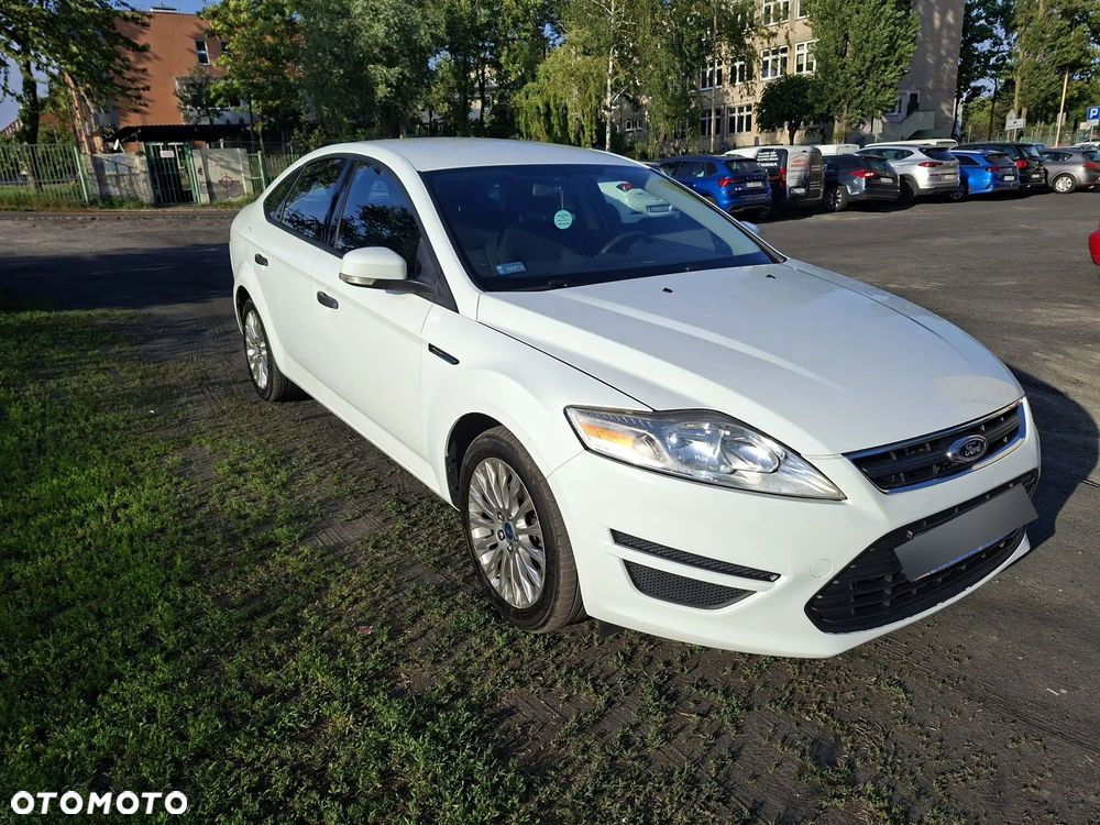 Ford Mondeo 1.6 T Ambiente - 9