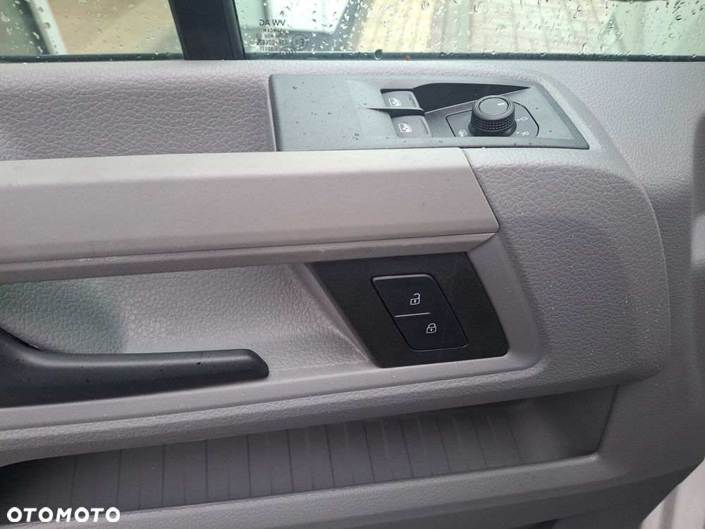 Volkswagen Crafter Skrzynia z plandeką - 19