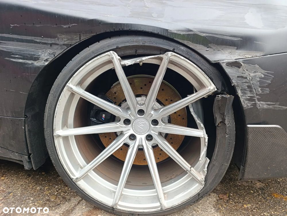 BMW M4 Competition M xDrive - 11