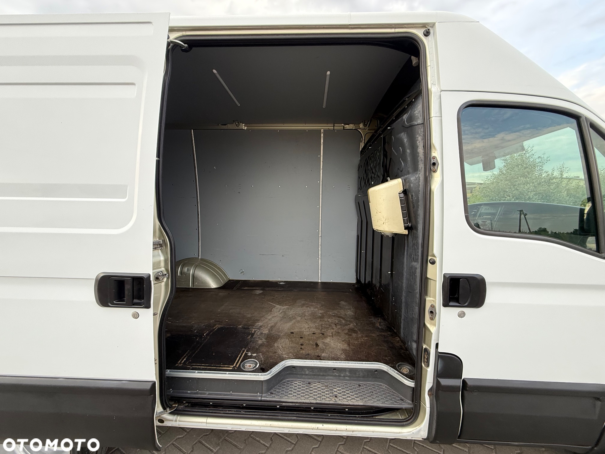 Iveco 35  C. DAILY - 12