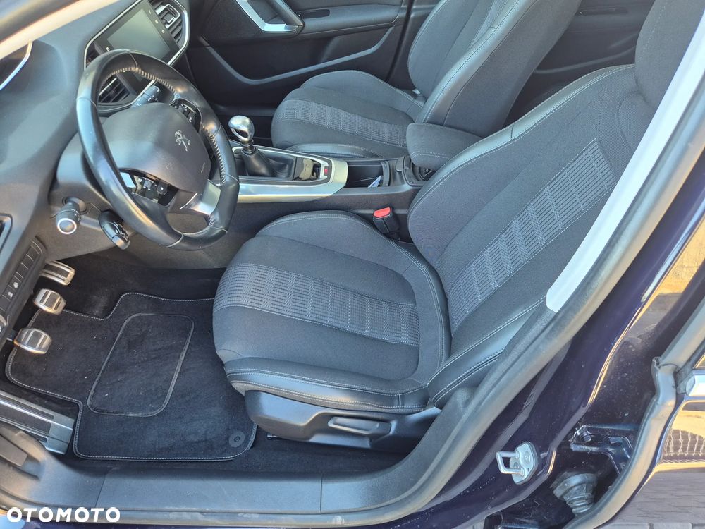 Peugeot 308 BlueHDi 120 Stop & Start Allure - 8