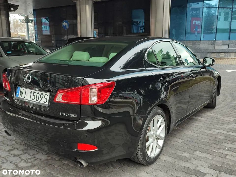 Lexus IS 250 Elegance - 1