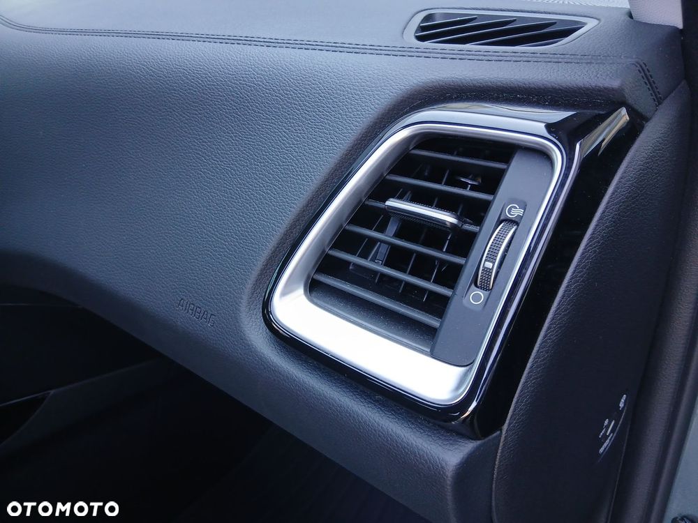 Kia XCeed 1.5 T-GDI L Business Line - 34