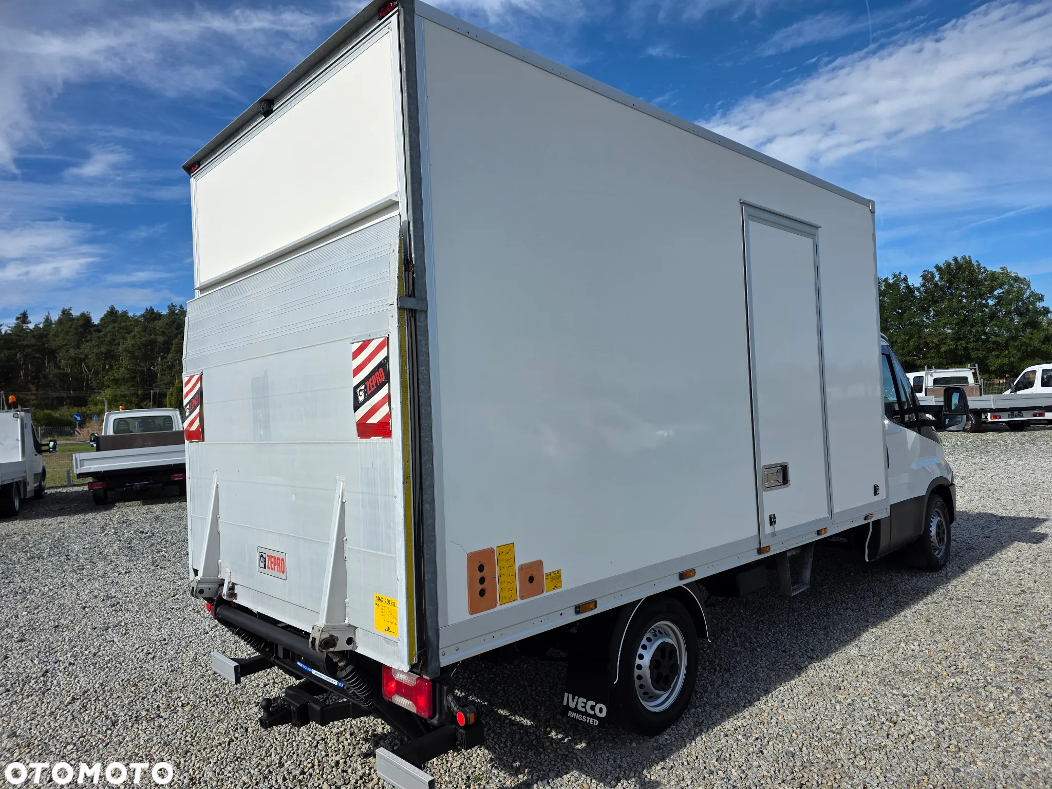 Iveco 35-170 3,0 HPI 170 KONNY KONTENER 4,2M WINDA KLIMA WEBASTO 8 BIEGOWY HIMATIC 4,1M ROZSTAW OSI - 5