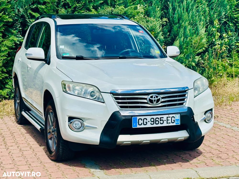 Toyota RAV4 2.2 D-4D 4x4 Executive - 2