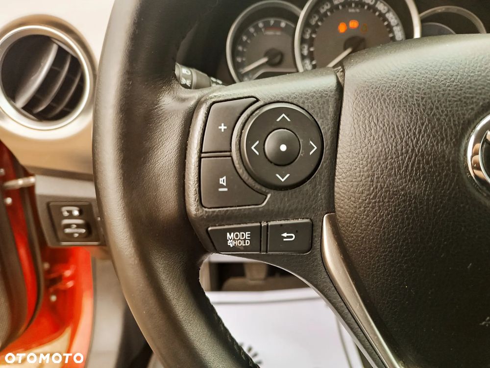 Toyota Auris - 31