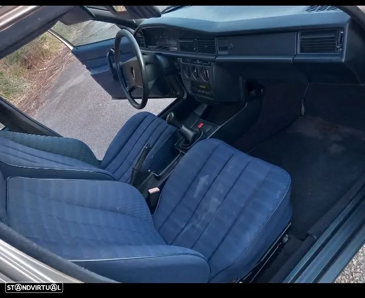 Mercedes-Benz 190 D 2.5 - 13