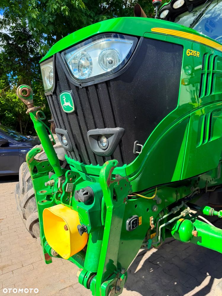 John Deere 6215R - 4