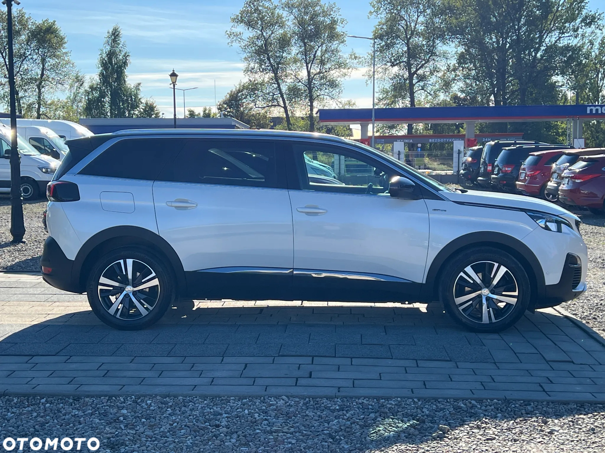 Peugeot 5008 1.5 BlueHDi GT S&S EAT8 - 11