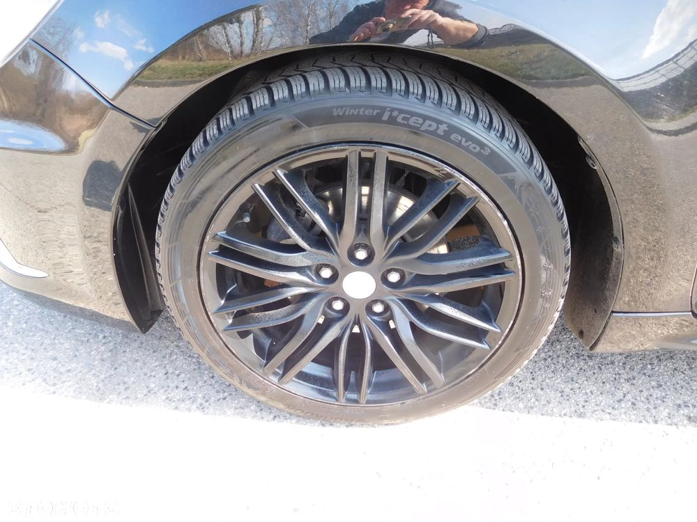 Suzuki Kizashi 2.4 Sport 4WD CVT - 19