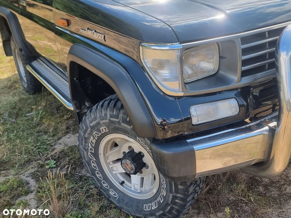 Toyota Land Cruiser LJ70 - 8
