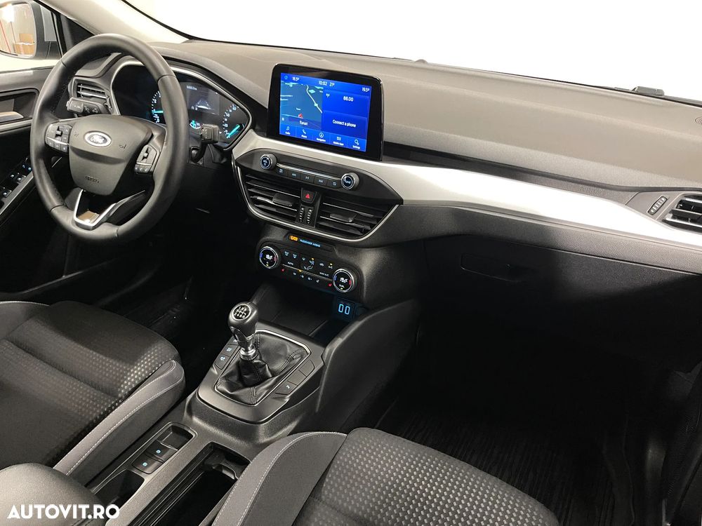 Ford Focus 1.0 EcoBoost Trend Edition - 9