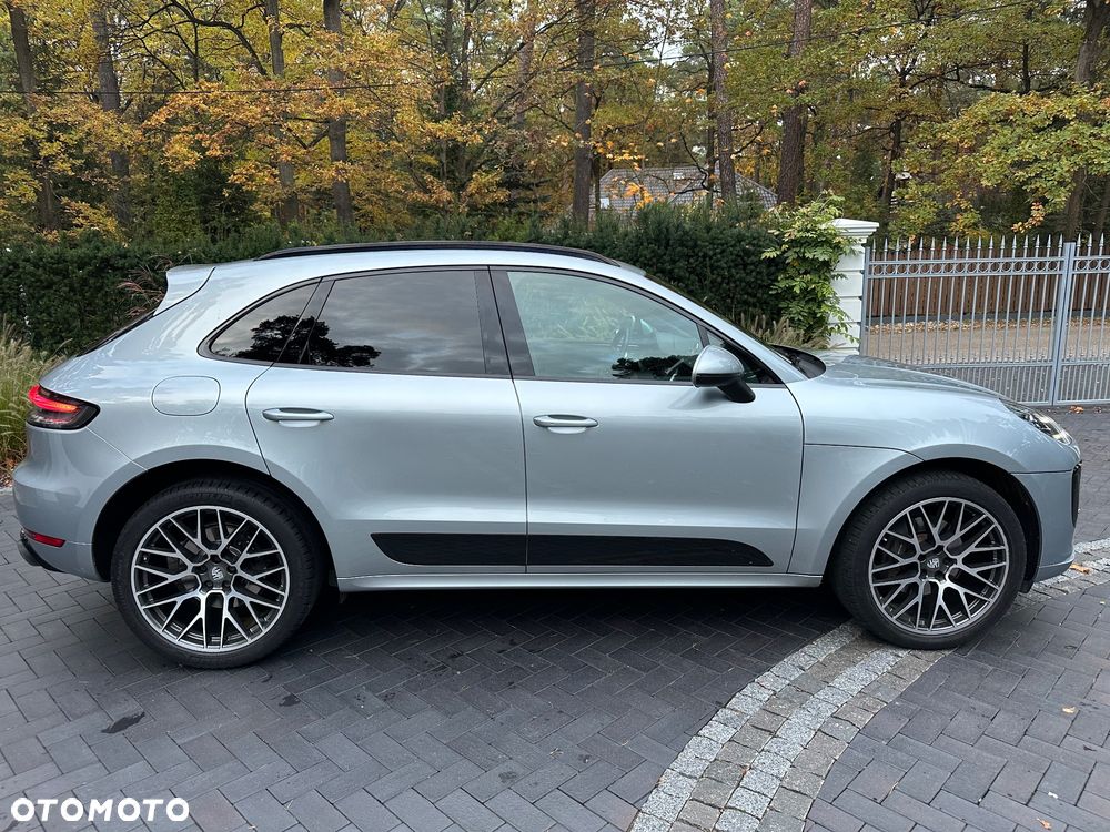 Porsche Macan Standard - 1