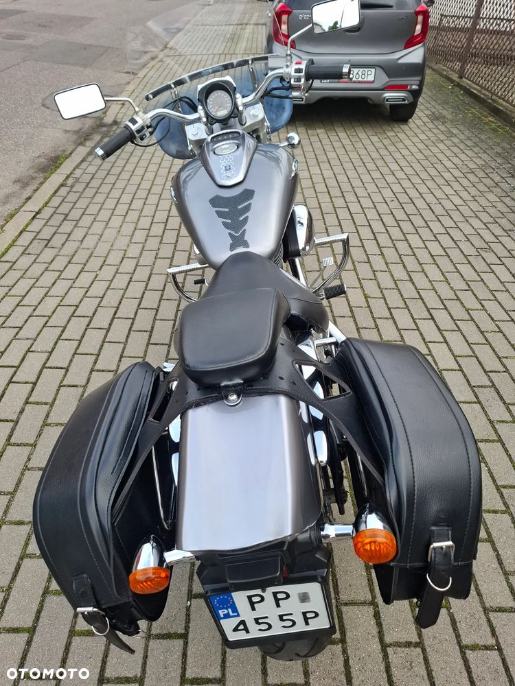 Suzuki Boulevard - 6