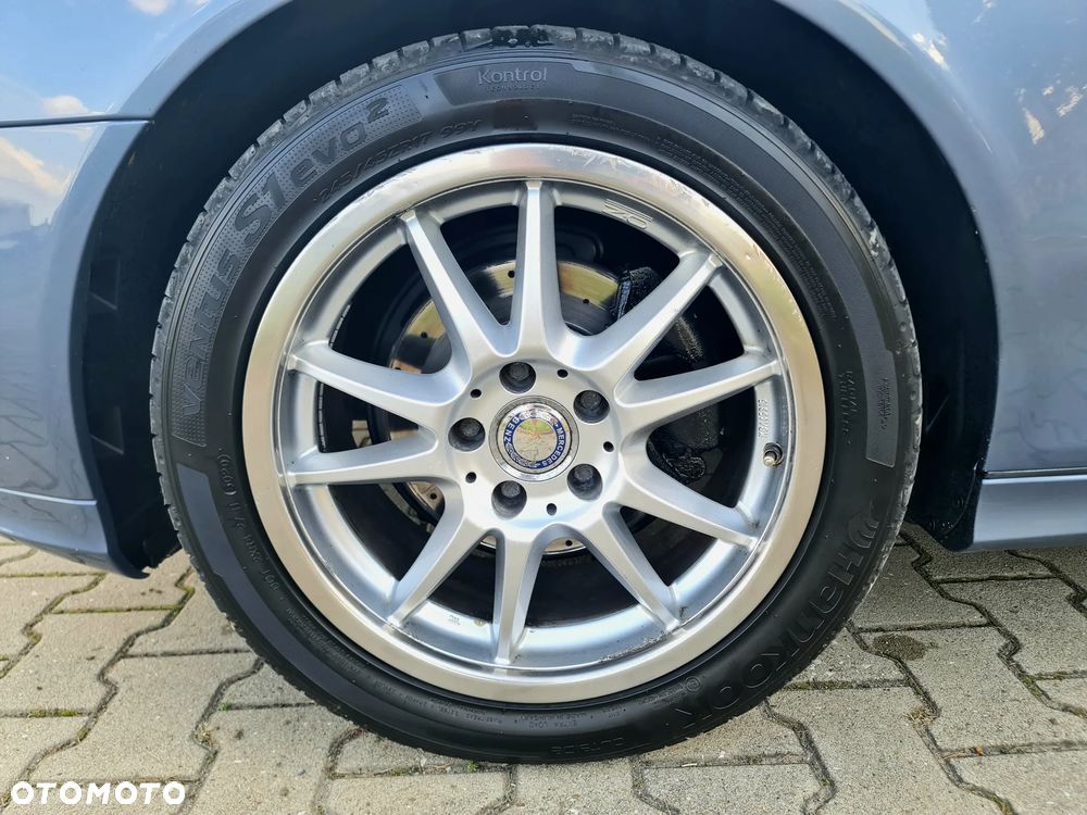 Mercedes-Benz Klasa E 320 T Avantgarde - 37