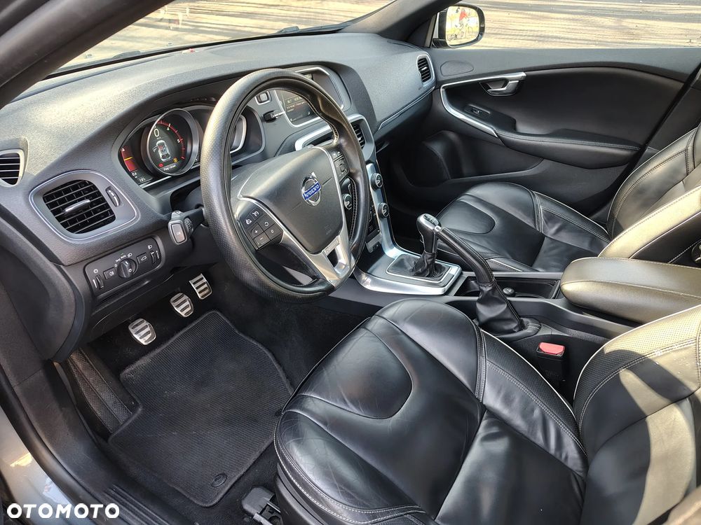 Volvo V40 D4 RDesign - 10